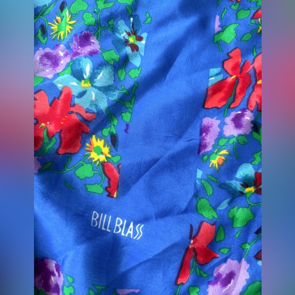 Vintage Bill Blass Silk Bright Florals Blue Square‎ Scarf - Picture 13 of 15